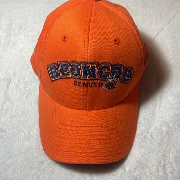 Reebok Denver Broncos hat - Picture 3 of 9